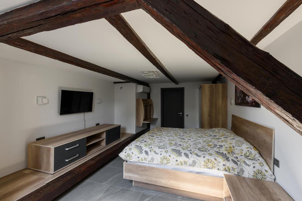 Apart Hotel Fusion Tjernivtsi Eksteriør billede