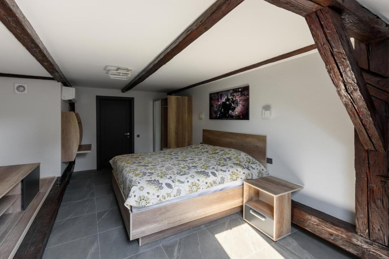 Apart Hotel Fusion Tjernivtsi Eksteriør billede