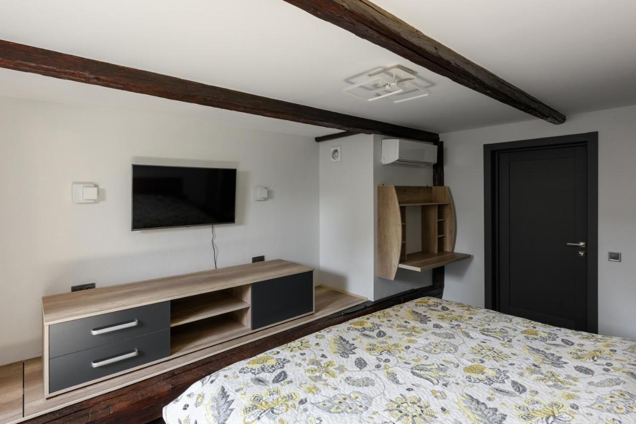 Apart Hotel Fusion Tjernivtsi Eksteriør billede